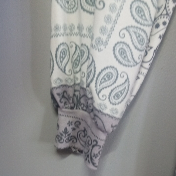 Long Sleeve Paisley Dress - Picture 3 of 6